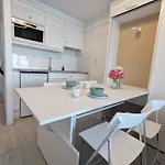 Apartament Estudio Reformado En Primera Linea De Mar Con Parking En - Es-209-26 *