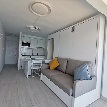 Estudio Reformado En Primera Linea De Mar Con Parking En - Es-209-26 Apartament *